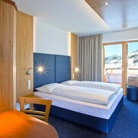 Hotel Lukas Fiss Zimmer foto