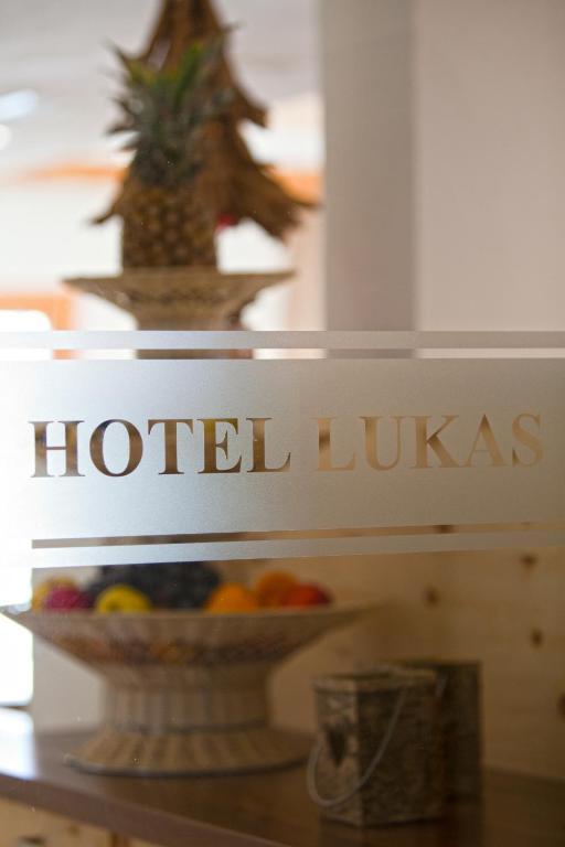 Lukas Hotel